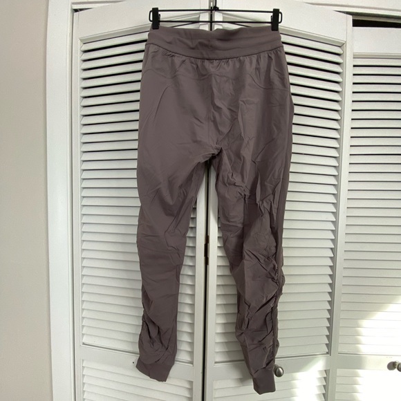 Lululemon Beyond the Studio Jogger - Picture 6 of 14